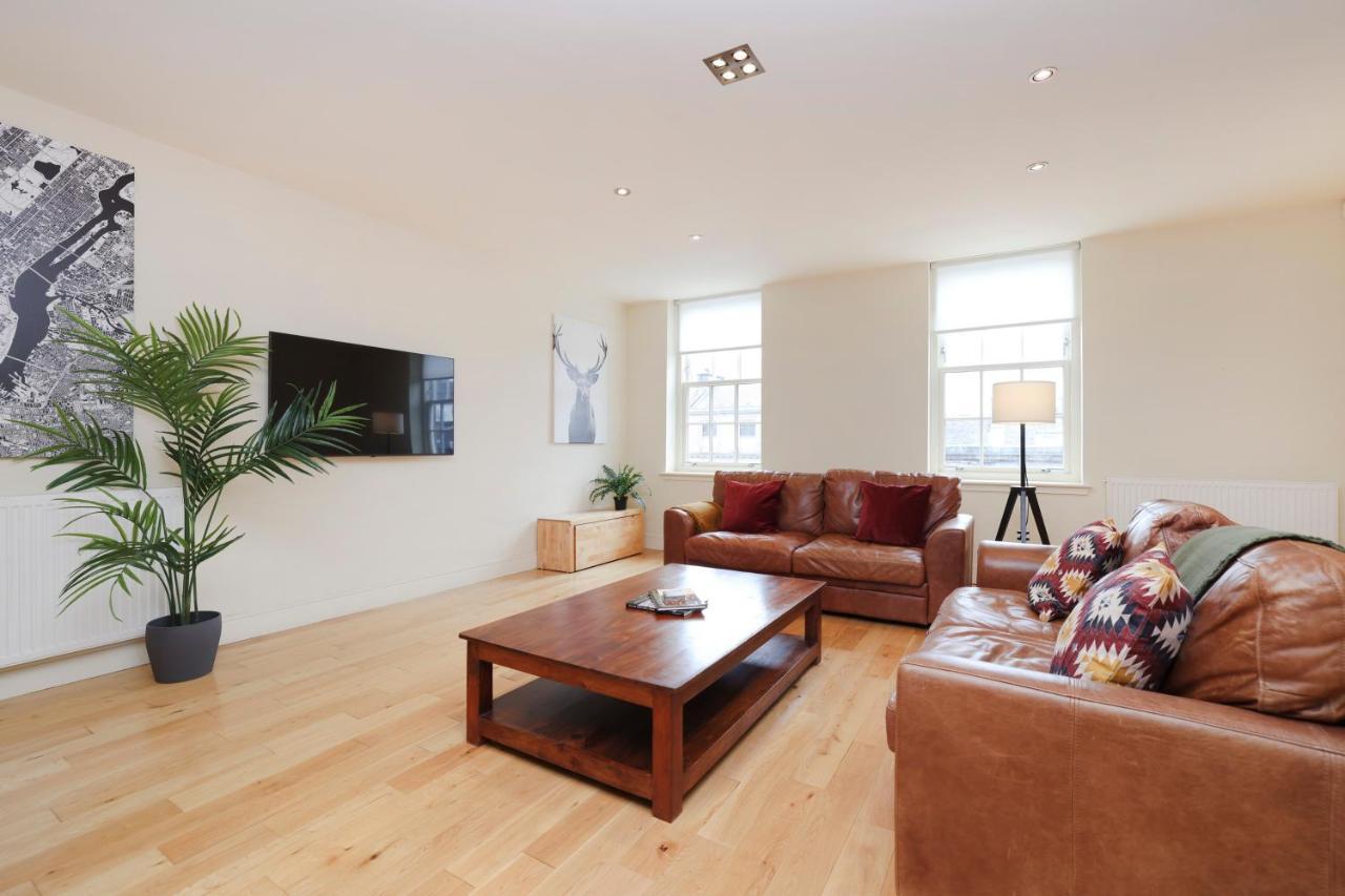 Joivy Spacious 2 Bed,2 Bath Flat, Free Parking And Rooftop Terrace Appartement Édimbourg
